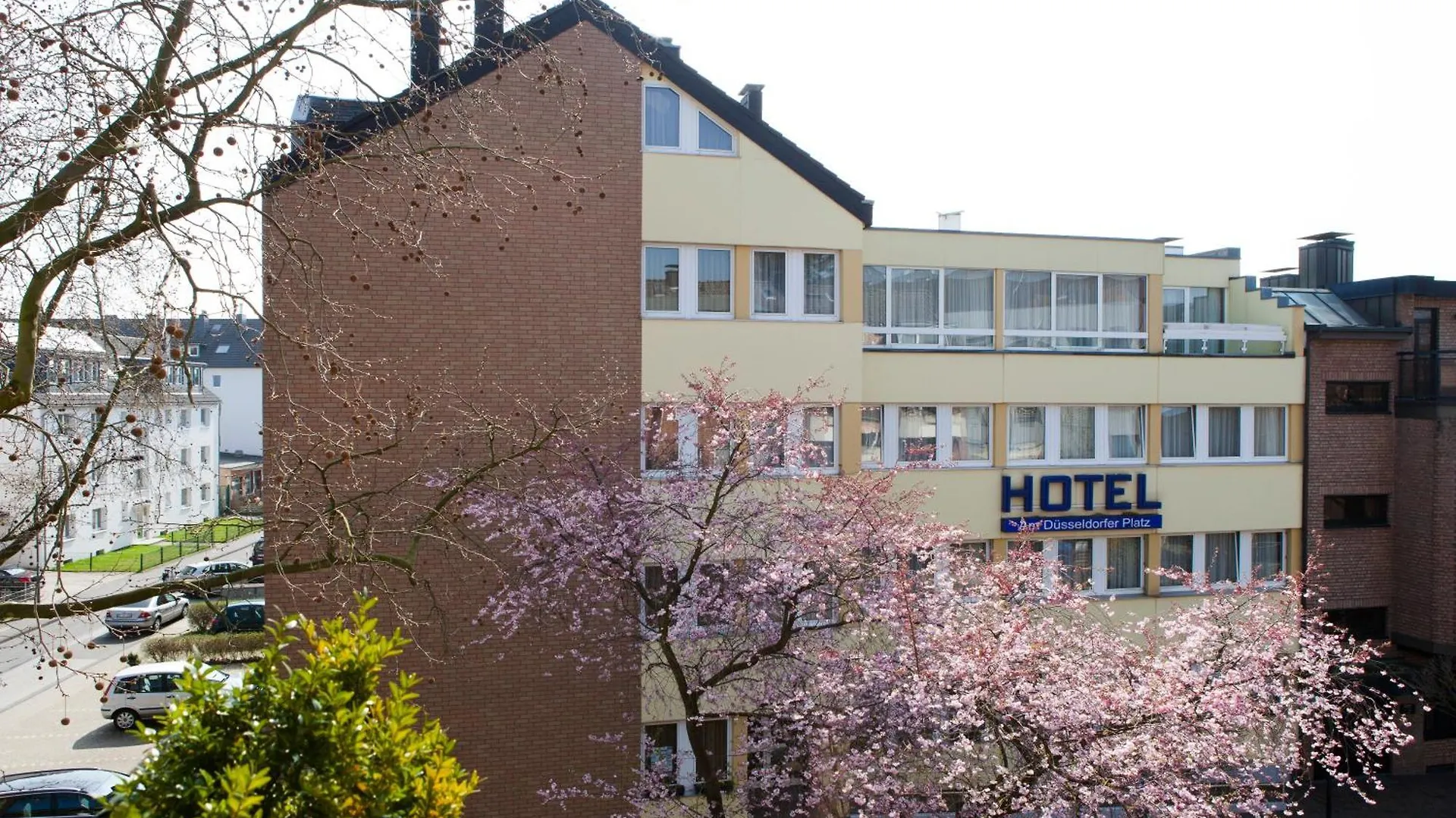 Hotel Am Duesseldorfer Platz Ράτινγκεν