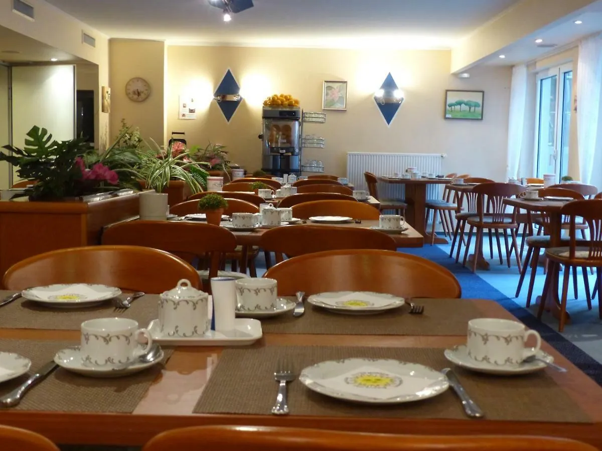 Hotel Am Duesseldorfer Platz Ράτινγκεν 3*,  Γερμανία