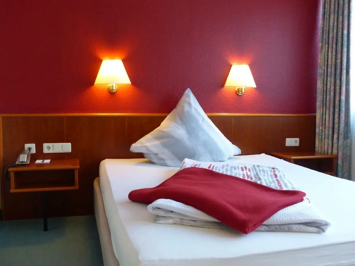 Hotel Am Duesseldorfer Platz Ράτινγκεν